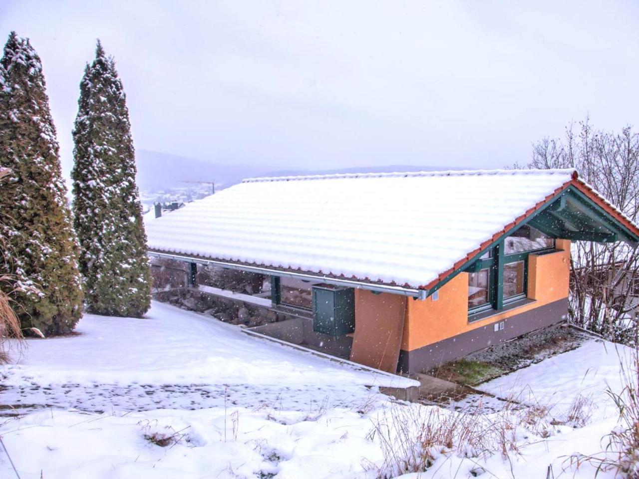 Holiday Home With Whirlpool And Sauna In Viechtach Eksteriør billede